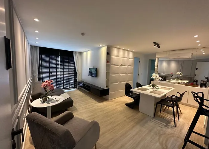 Chartres Charming Residence